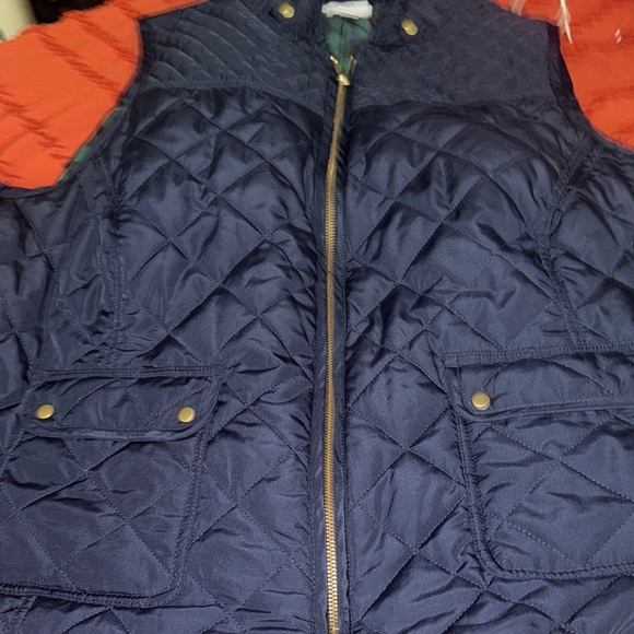 crown & ivy Jackets & Blazers - Crown & Ivy Women’s Quilted Navy Vest